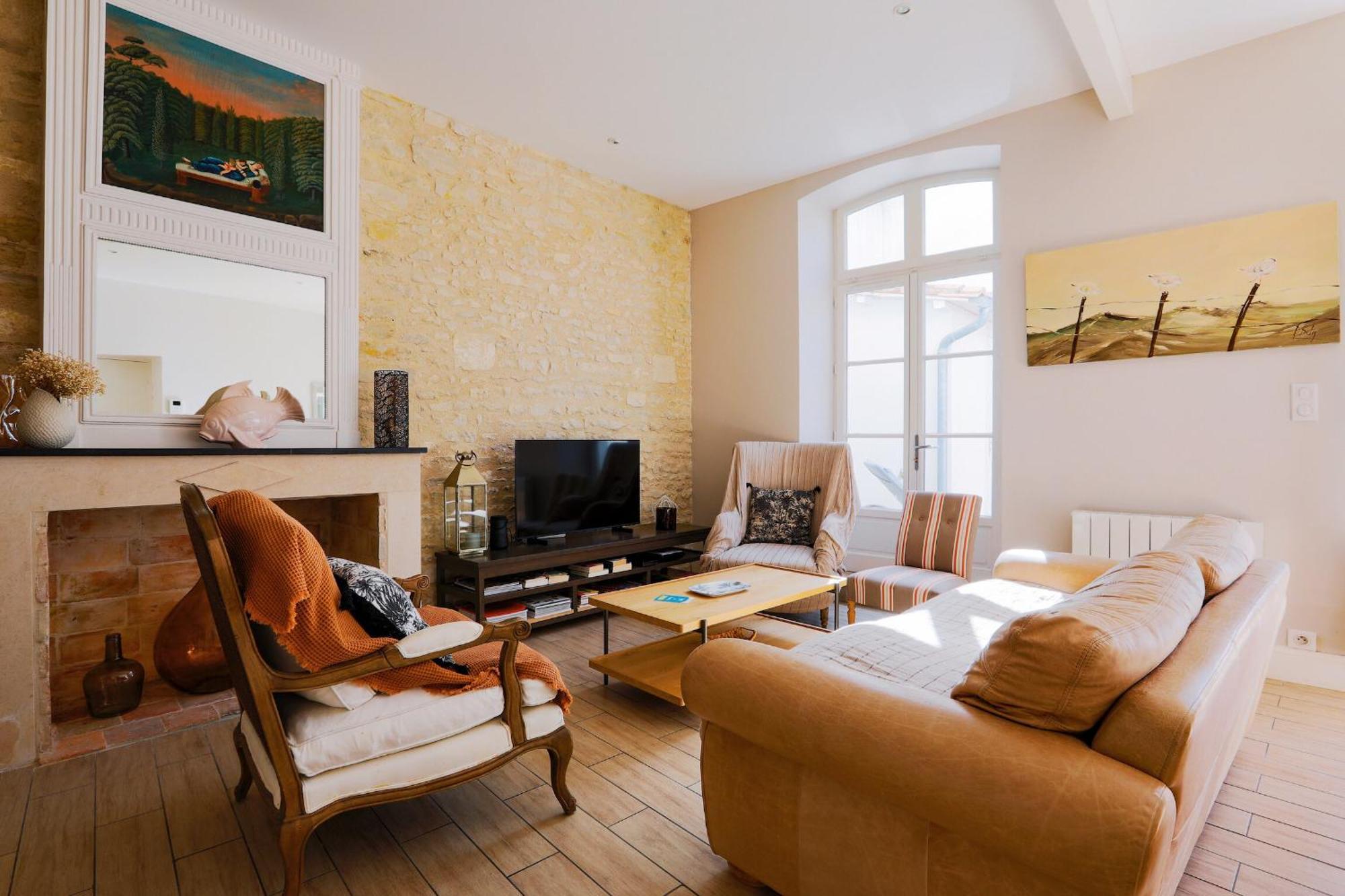 Duplex Joliment Decore Et Sa Cour Ensoleillee Saint-Martin-de-Ré Zewnętrze zdjęcie